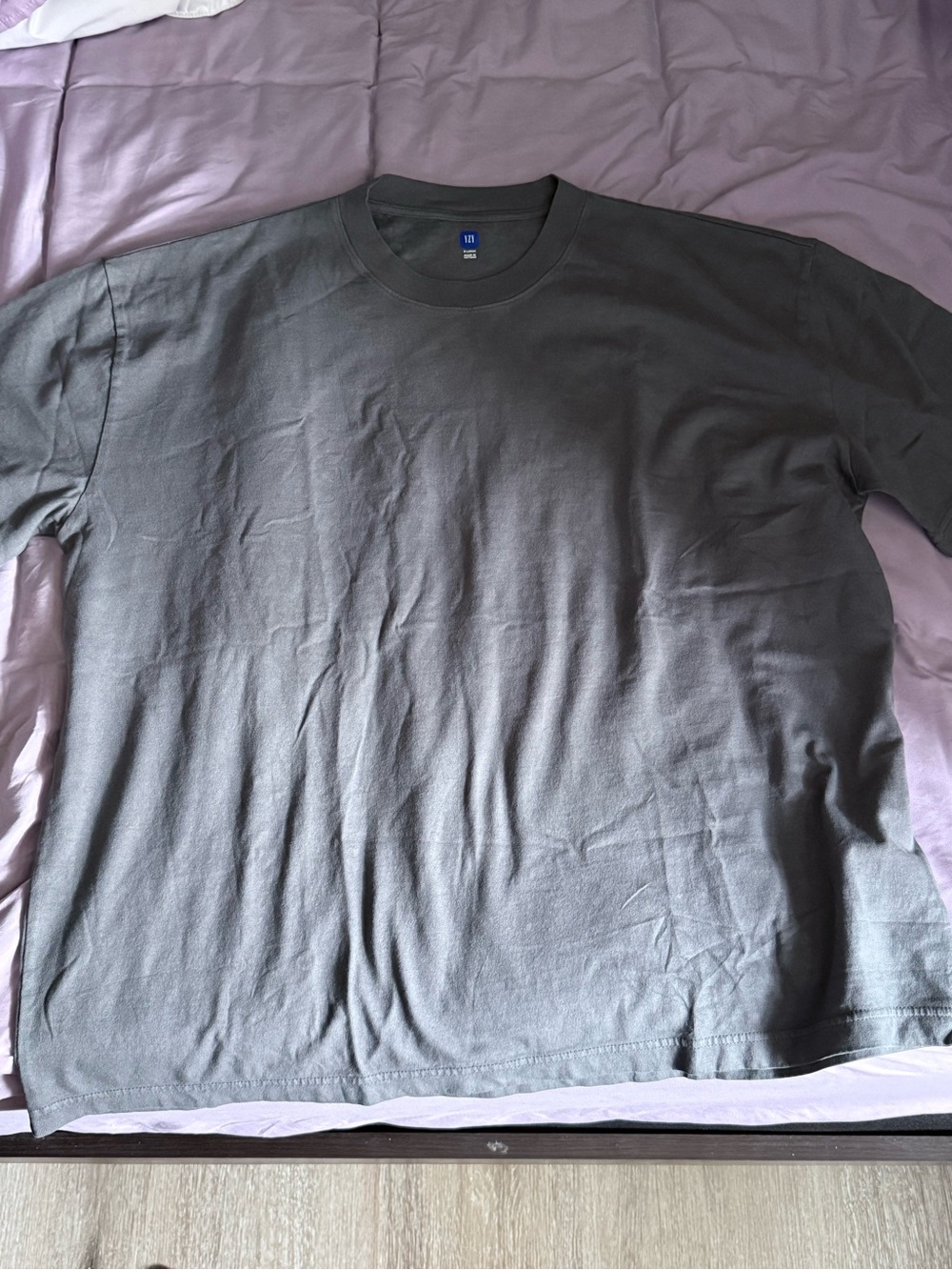 Yeezy T-Shirt in Grey